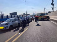 يافا: اصابة طفيفة لرضيع بحادث طرق بين مركبتين 